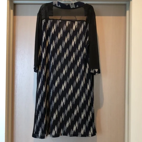 Navy, black, white open jacket, shawl sheer. M or L - Picture 3 of 11